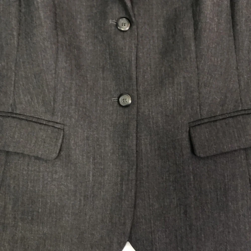 PENDLETON CLASSIC DARK GRAY 100% PURE VIRGIN WOOL BLAZER     SIZE 8